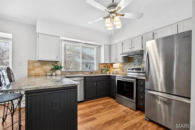 $322,000 | 201 Westminster Drive, St. Peters, MO 63376