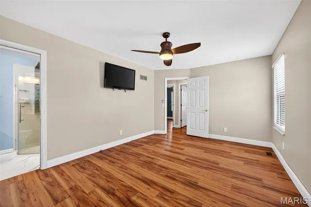 $322,000 | 201 Westminster Drive, St. Peters, MO 63376