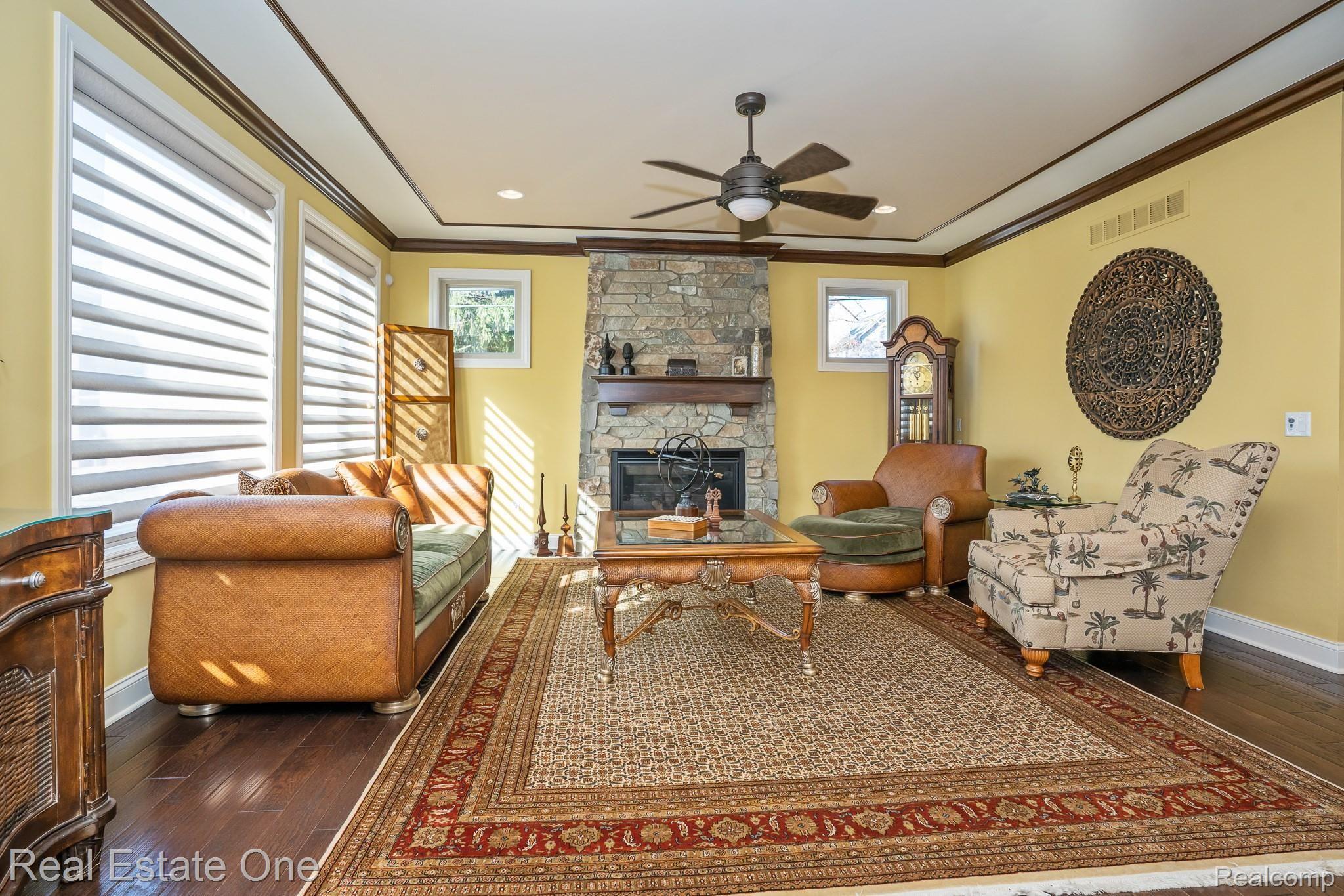 729 Renshaw Street Rochester, MI 48307 - Photo 13 of 41 Renshaw-W013.jpg
