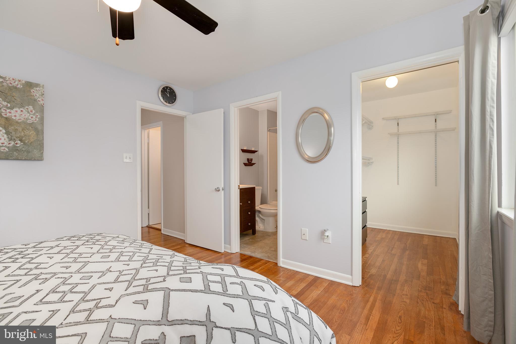 1524 Goldenrain Court Reston, VA 20190 - Photo 17 of 38 Gallery Image 17