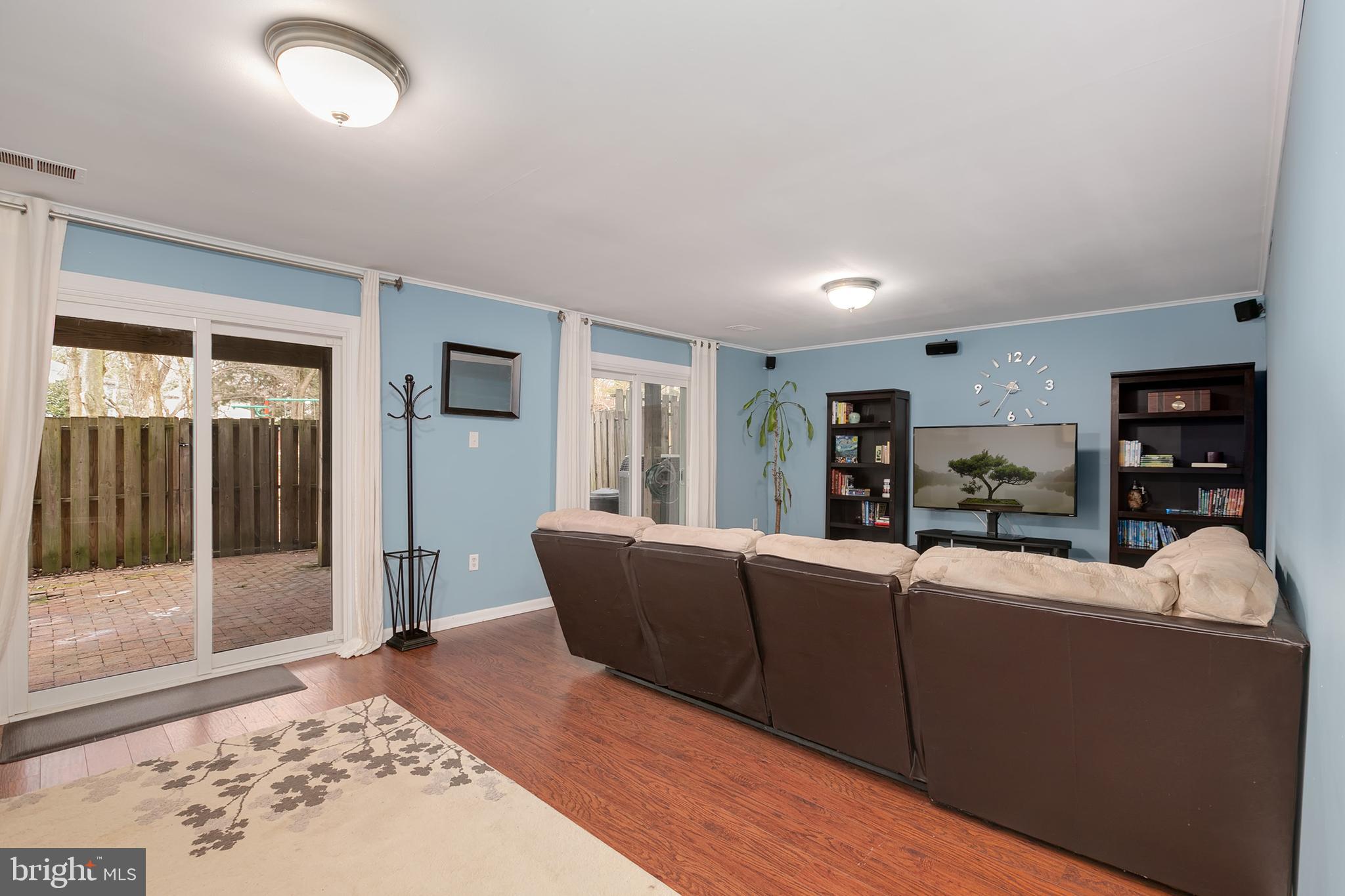 1524 Goldenrain Court Reston, VA 20190 - Photo 28 of 38 Gallery Image 28