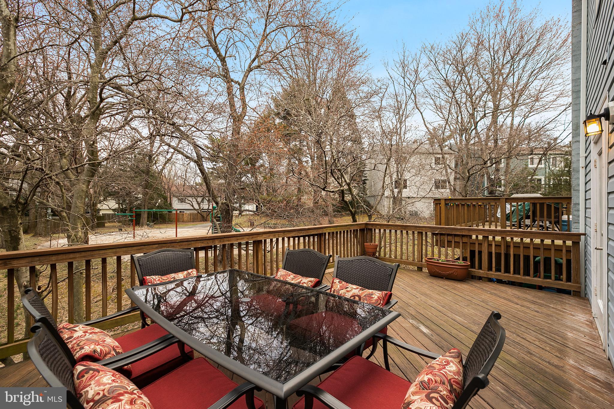1524 Goldenrain Court Reston, VA 20190 - Photo 32 of 38 Gallery Image 32