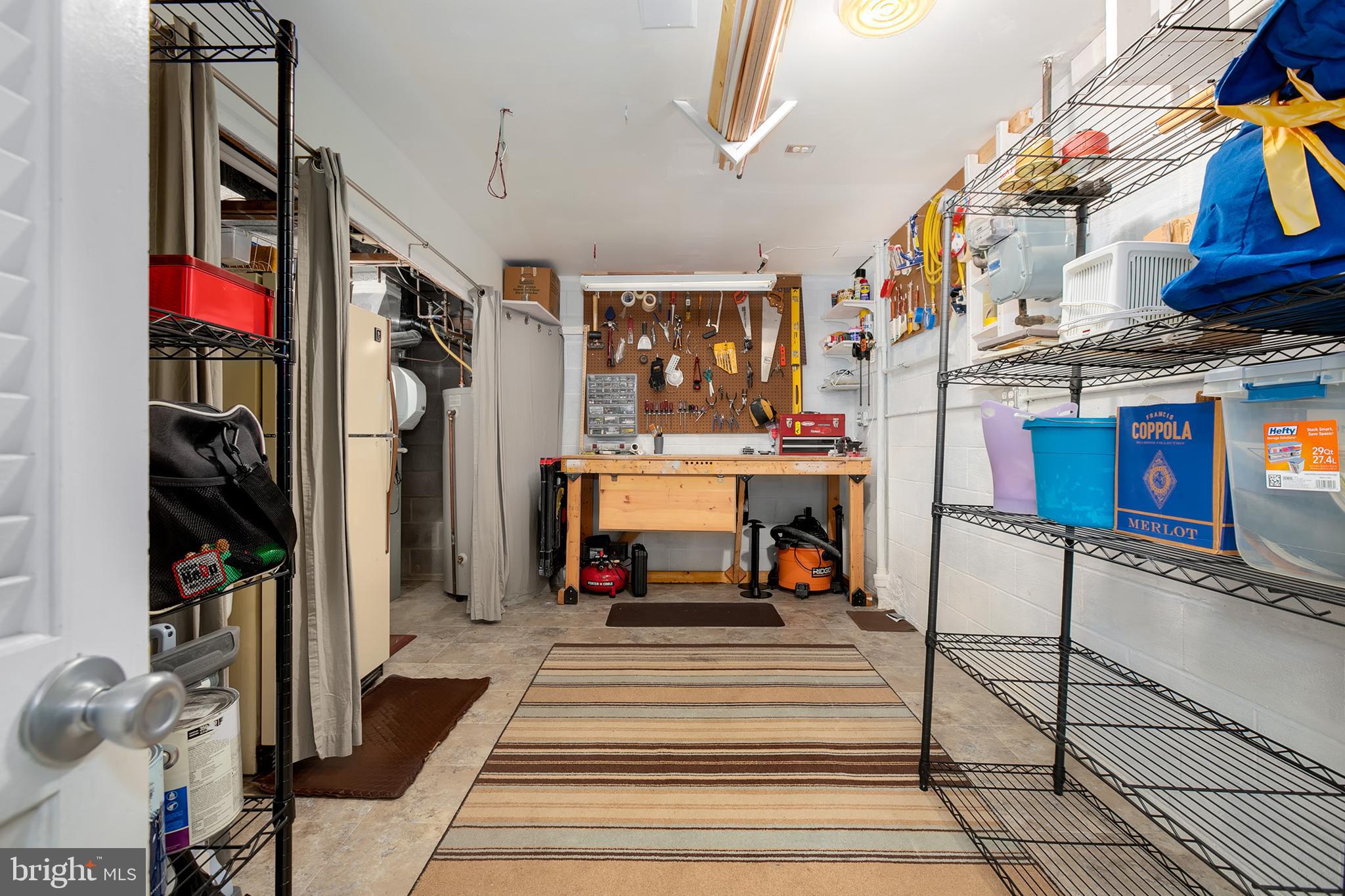 1524 Goldenrain Court Reston, VA 20190 - Photo 34 of 38 Gallery Image 34
