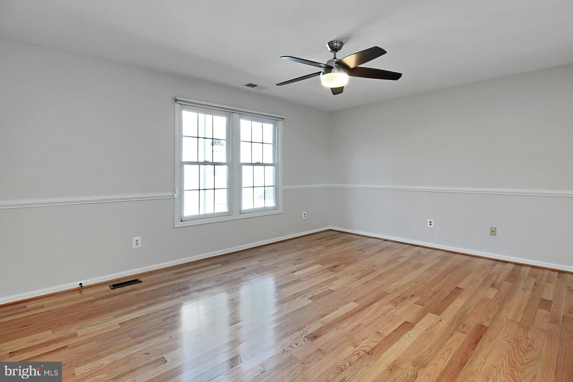 12584 Rock Ridge Road Herndon, VA 20170 - Photo 16 of 28 Junior Suite w/ 2 Clsts- Elfa Shelving + CF