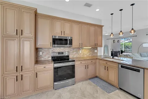 $460,000 | 9406 Sun River Way, Estero, FL 33928