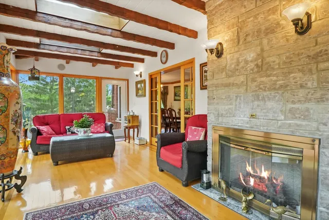 $999,900 | 300 Bradley Road, Lake Forest, IL 60045