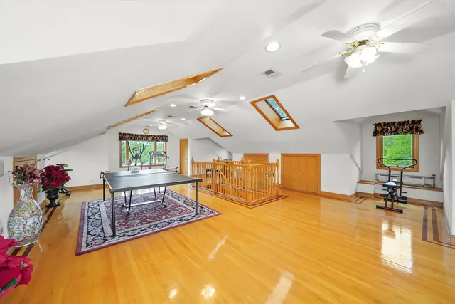 $999,900 | 300 Bradley Road, Lake Forest, IL 60045