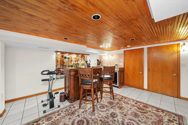 $999,900 | 300 Bradley Road, Lake Forest, IL 60045