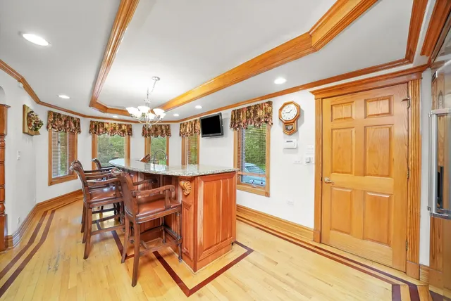 $999,900 | 300 Bradley Road, Lake Forest, IL 60045