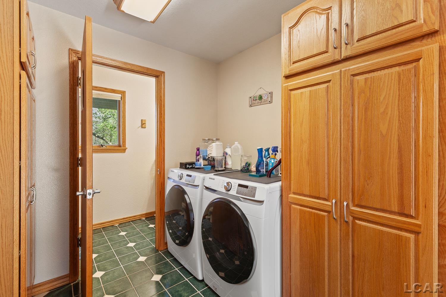 420 McClellan Street Hudson, MI 49247 - Photo 33 of 75