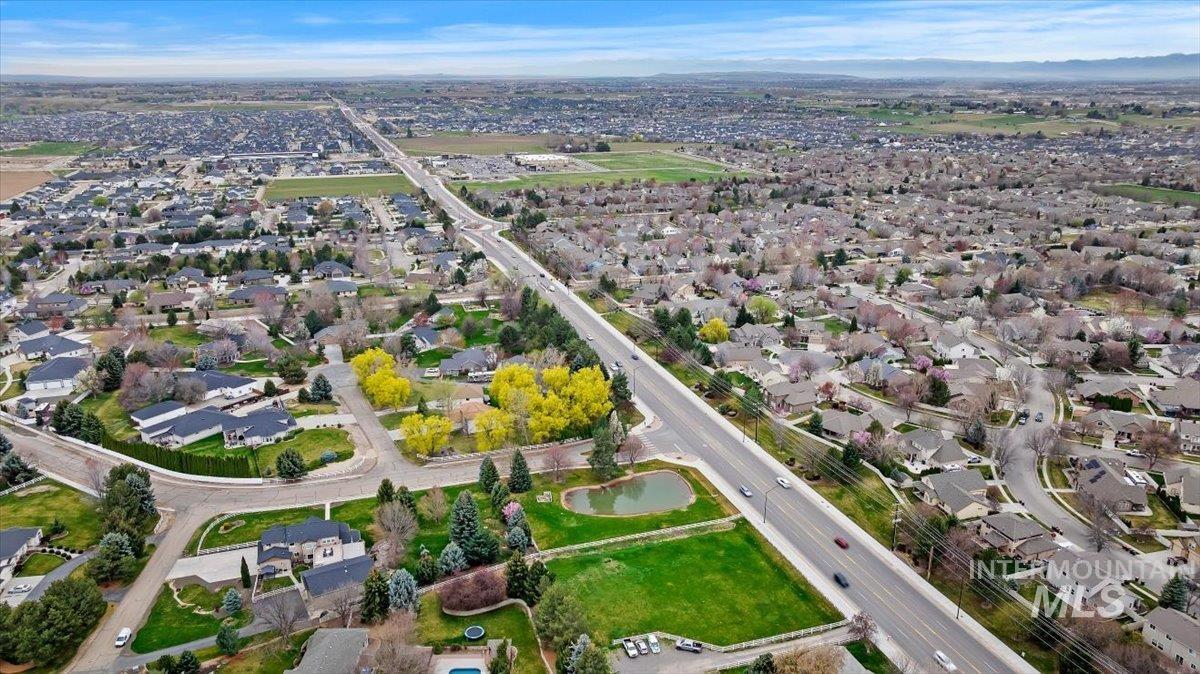 3758 South Merrivale Way Meridian, ID 83642 - Photo 38 of 50