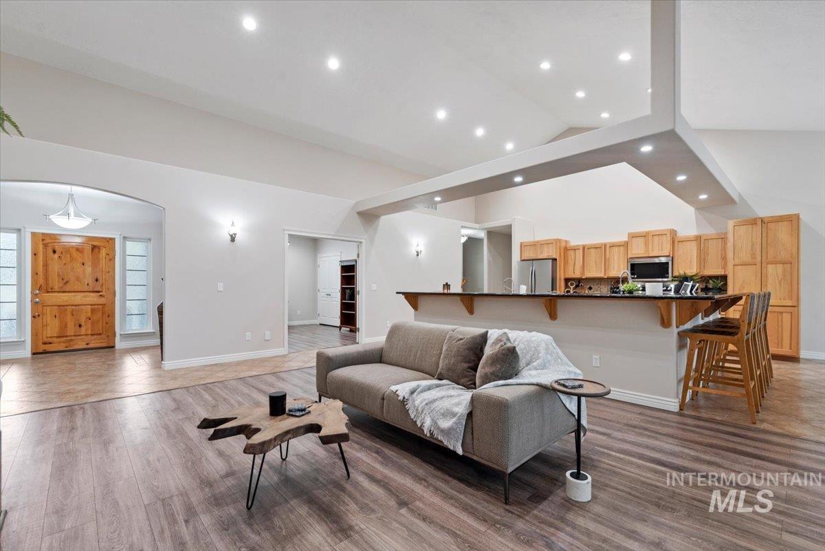 3758 South Merrivale Way Meridian, ID 83642 - Photo 9 of 50