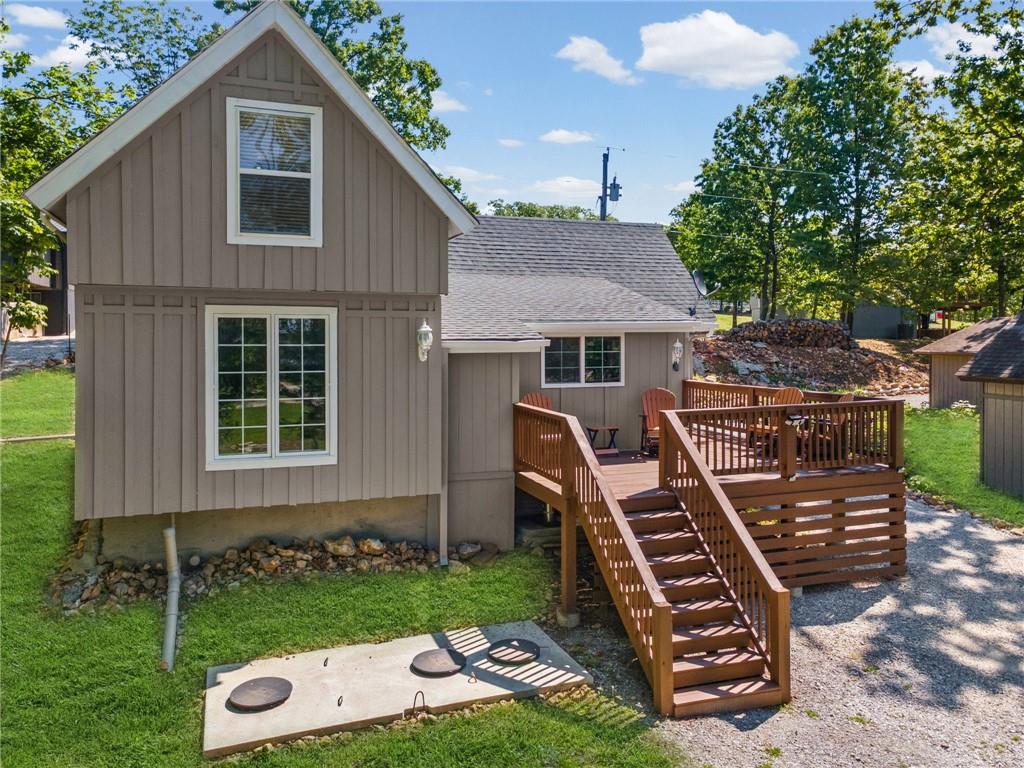 10057 2nd Street Clinton, MO 64735 - Photo 5 of 31