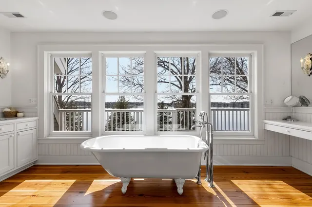 $9,995,000 | 1655 Bohns Point Road, Wayzata, MN 55391