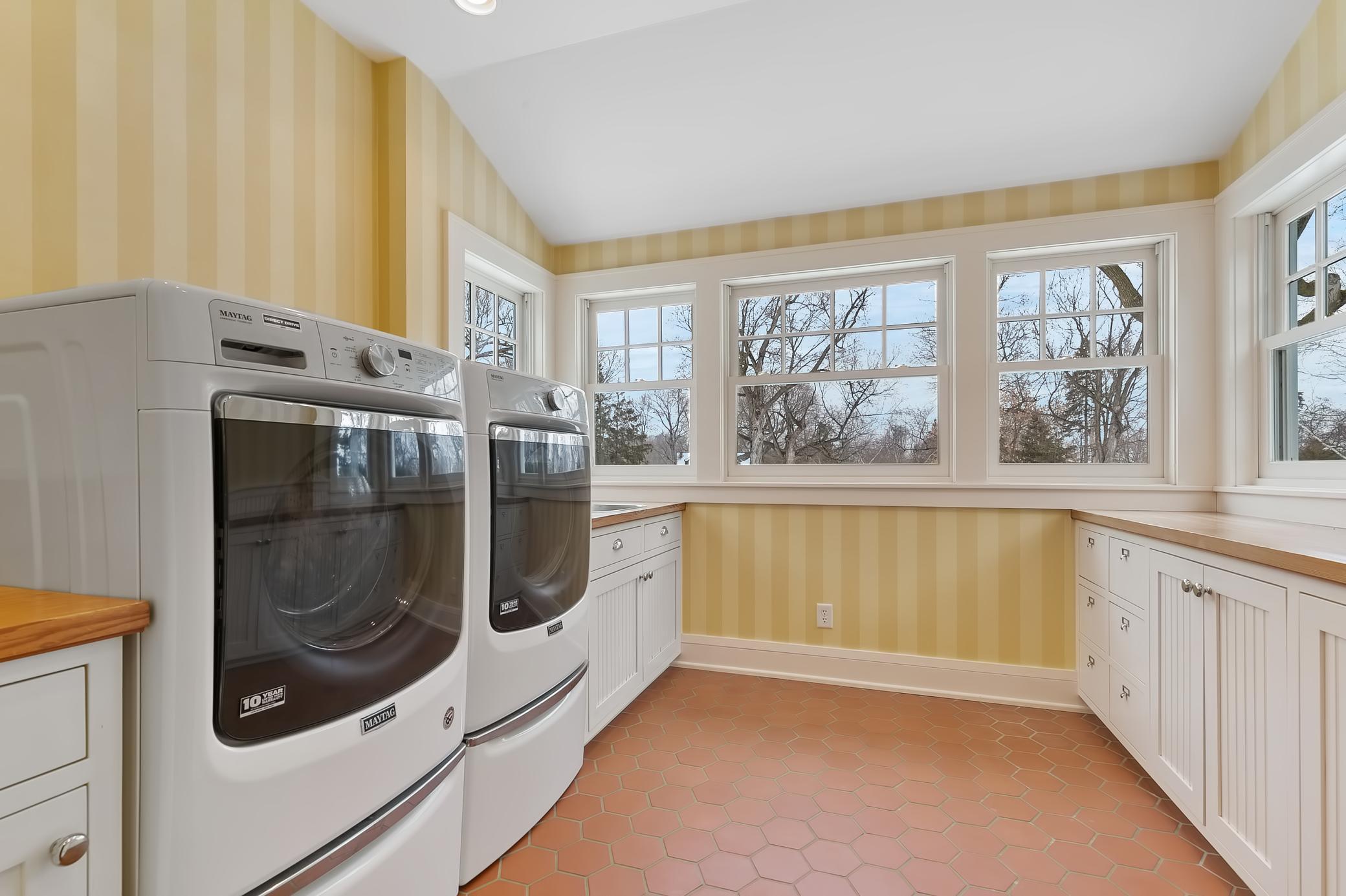 1655 Bohns Point Road Wayzata, MN 55391 - Photo 23 of 36