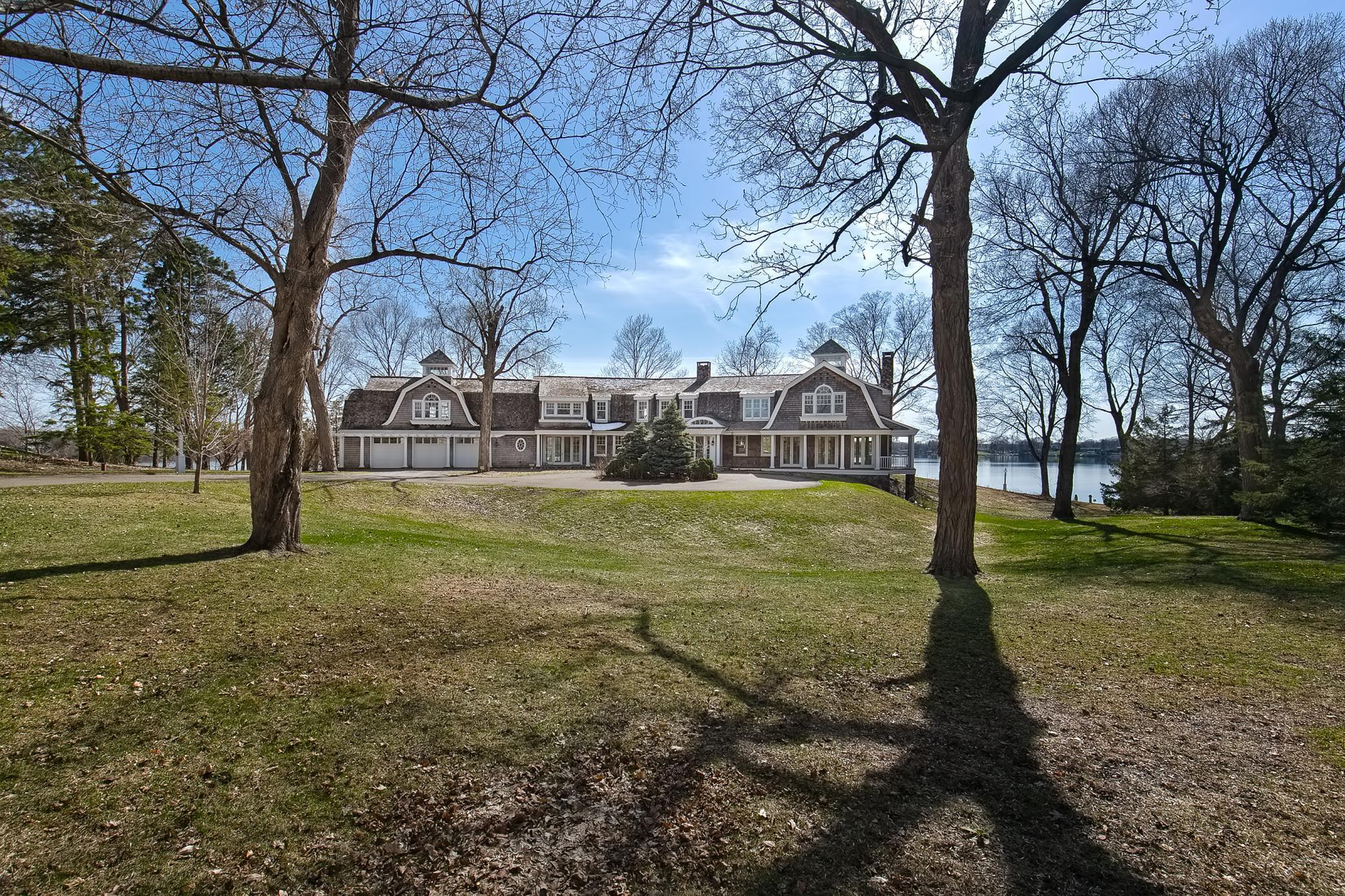 1655 Bohns Point Road Wayzata, MN 55391 - Photo 35 of 36