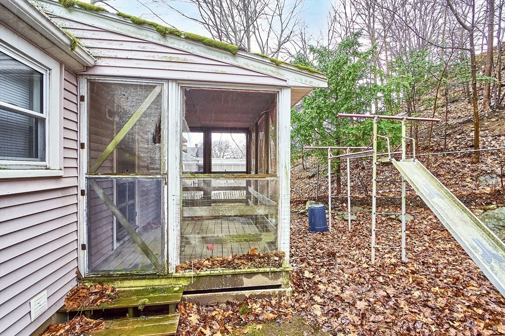 9 Intervale Road Salem, MA 01970 - Photo 3 of 16 Gallery Image 3