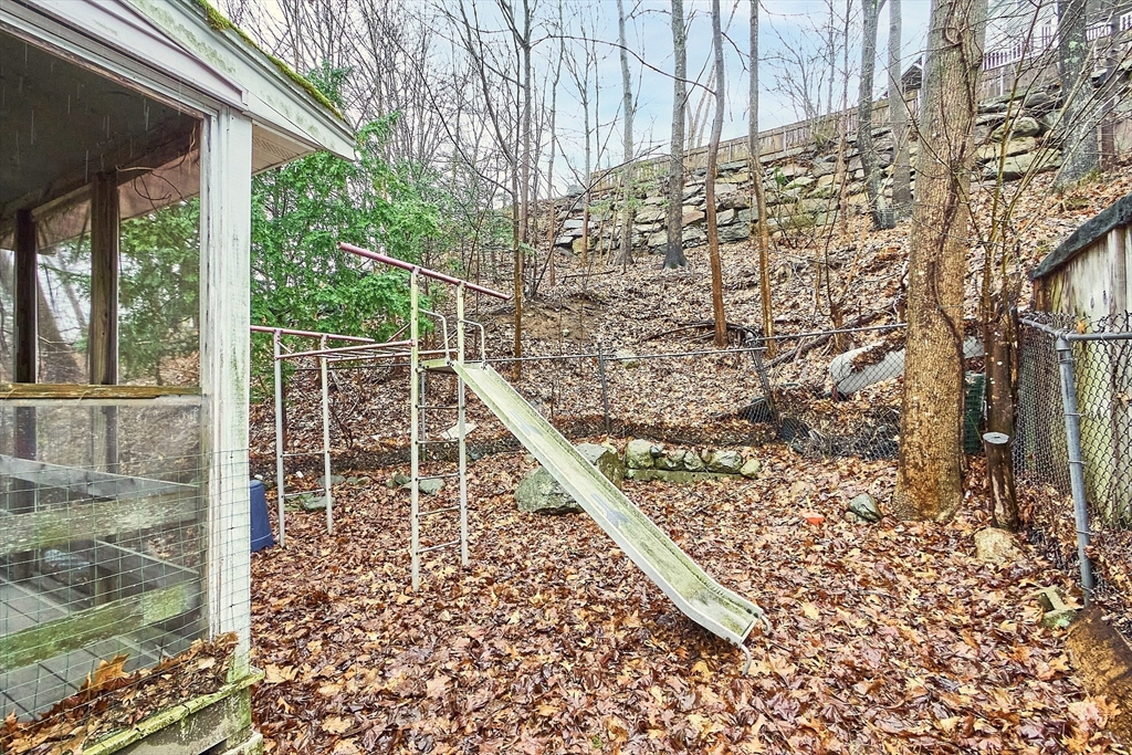 9 Intervale Road Salem, MA 01970 - Photo 4 of 16 Gallery Image 4