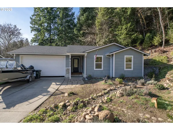$360,000 | 76554 Bobbe Way, Oakridge, OR 97463