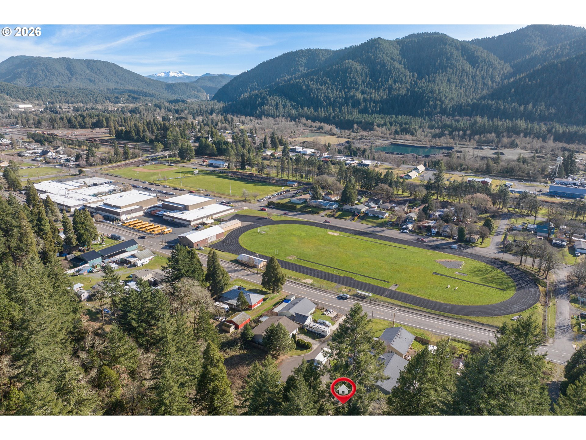 76554 Bobbe Way Oakridge, OR 97463 - Photo 32 of 47 a view of a swimming pool with mountain view