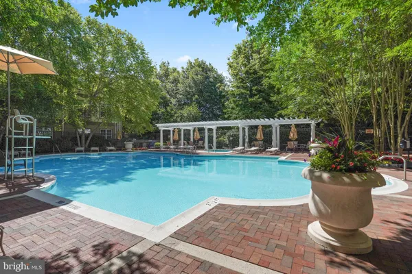 $535,000 | 11800 Old Georgetown Road, Unit 1406, Rockville, MD 20852