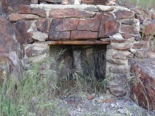 69 Canyon Road Julian, CA 92036 - Photo 3 of 24 Gallery Image 3