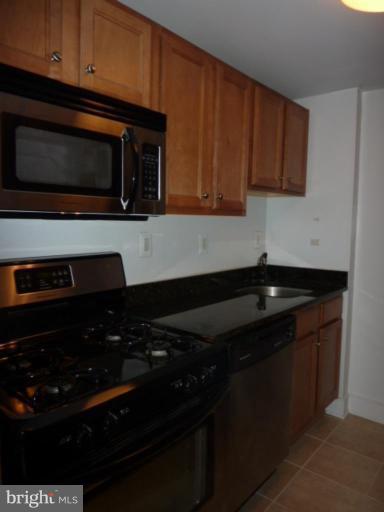1220 Blair Mill Road, Unit 116 Silver Spring, MD 20910 - Photo 28 of 30 Kitchen #2