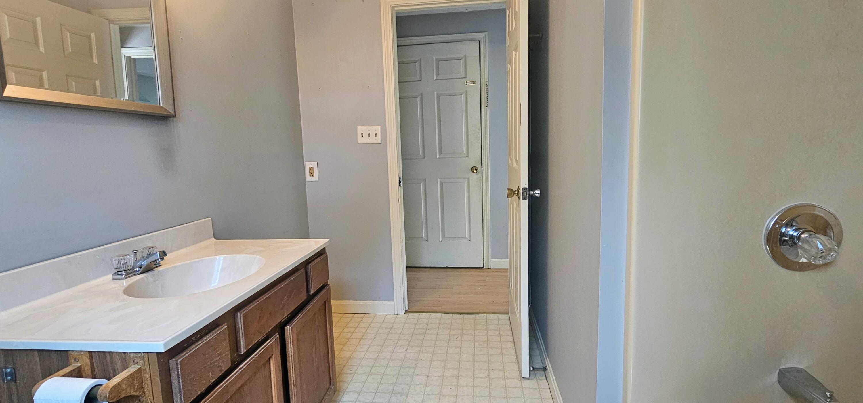 8 Cornerbrook Circle Windham, ME 04062 - Photo 28 of 36 20250429_131536