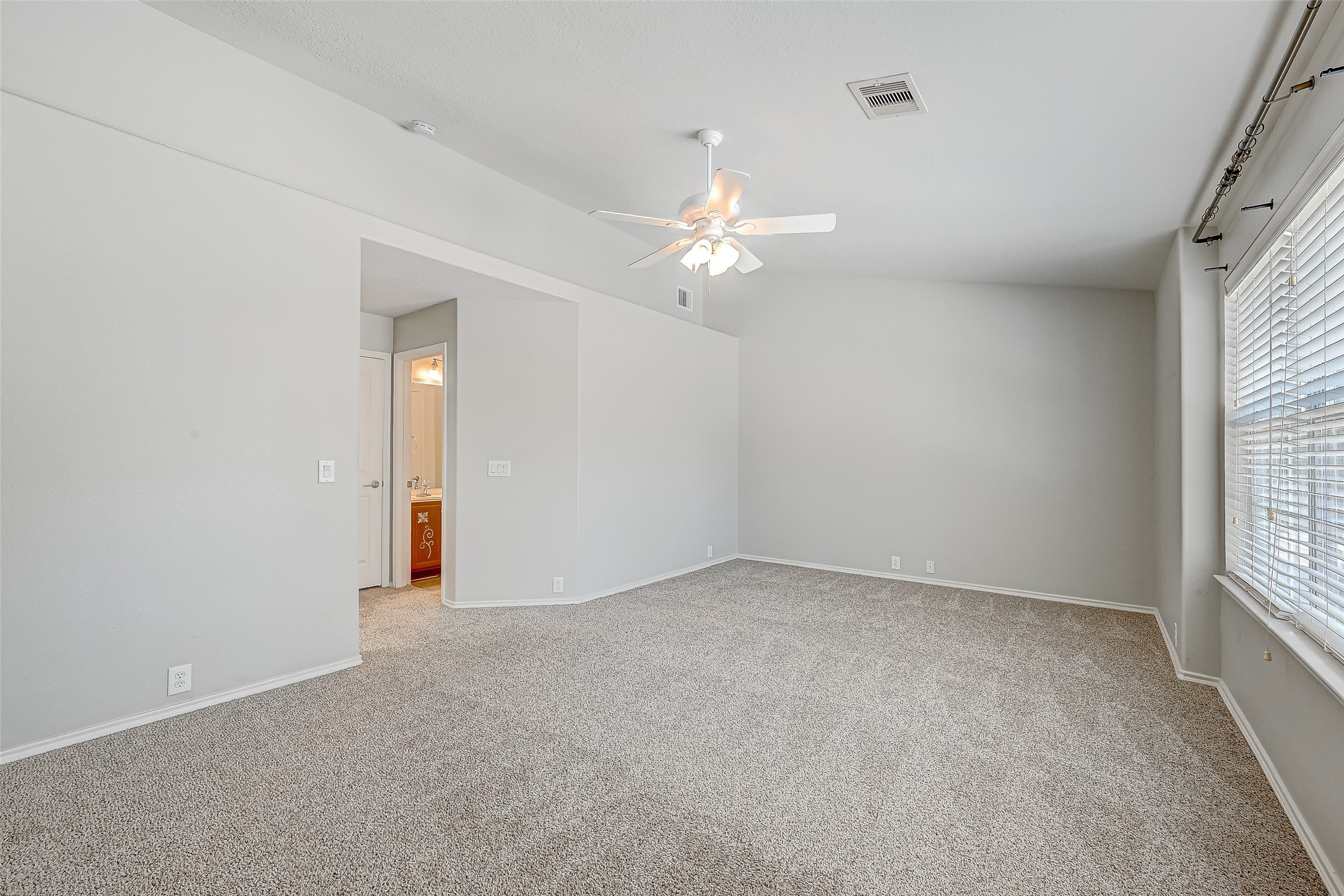 13600 Breton Ridge Street, Unit 32C Houston, TX 77070 - Photo 36 of 44