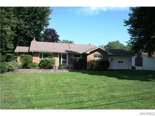 6762 Bear Ridge Road Pendleton, NY 14094 - Photo 1 of 1 Exterior Front Wonderful hillside Ranch