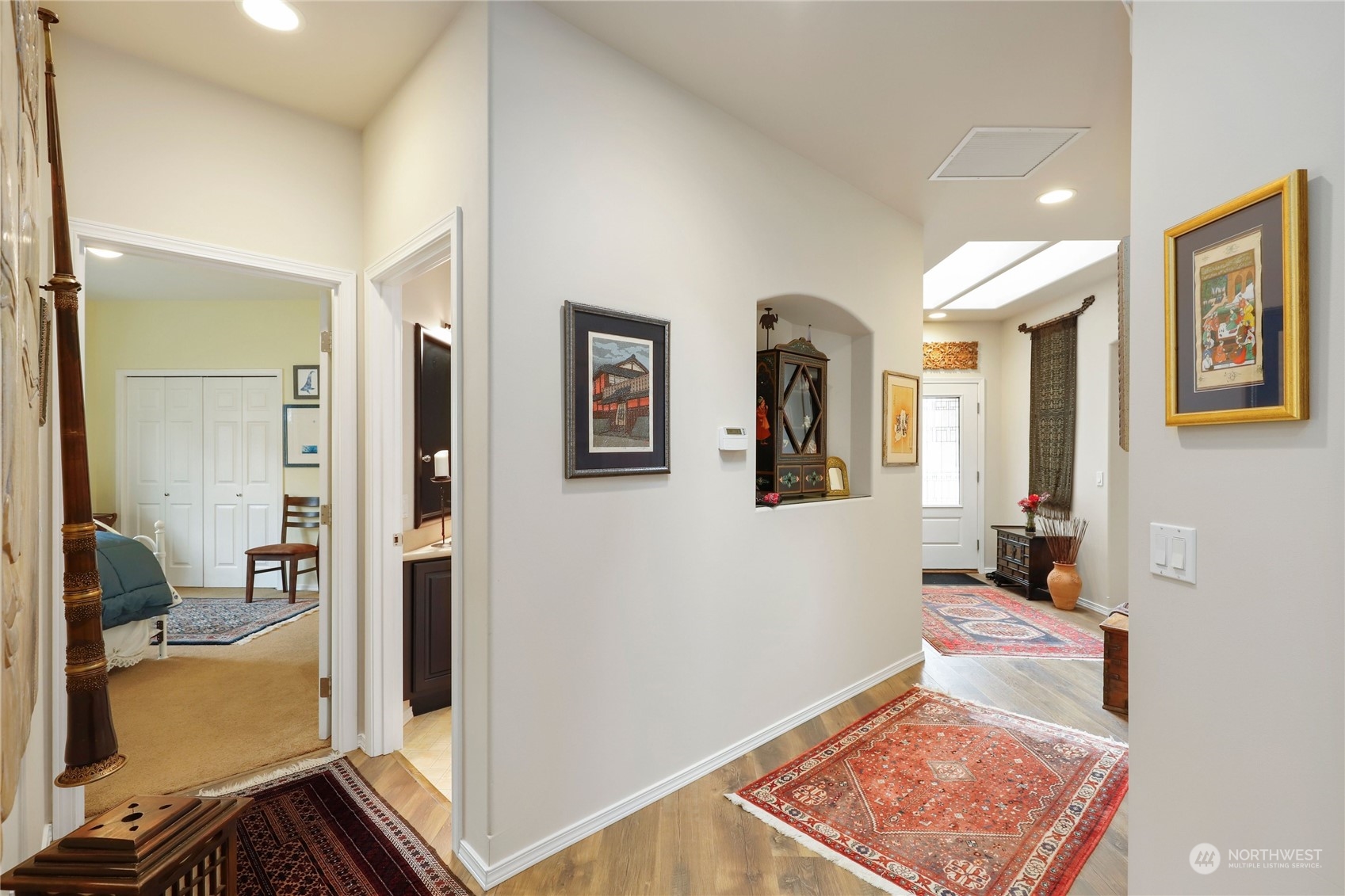 421 Blakely Boulevard Sequim, WA 98382 - Photo 29 of 35 a view of a hallway with bathroom