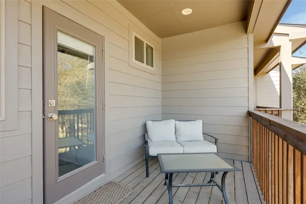 $320,000 | 524 Palmer Drive, Point Venture, TX 78645