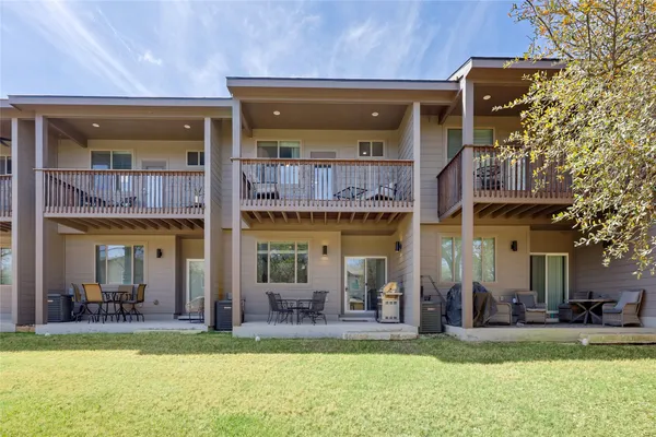 $320,000 | 524 Palmer Drive, Point Venture, TX 78645