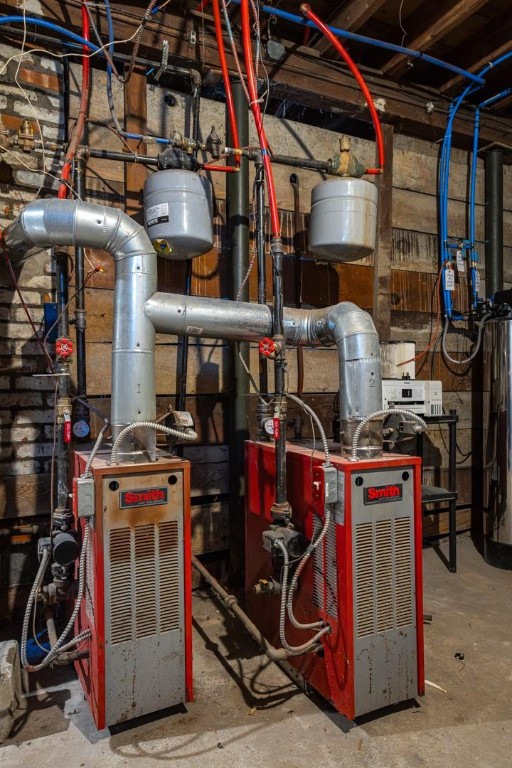 161 Prudence Avenue Providence, RI 02909 - Photo 14 of 15