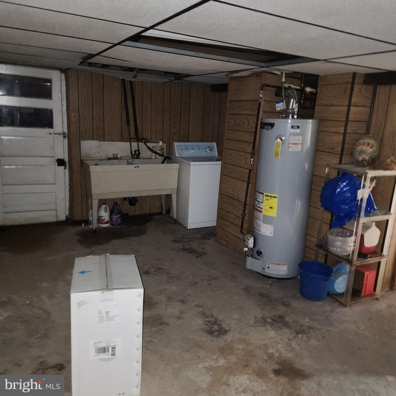 2708 Goodwood Road Baltimore, MD 21214 - Photo 7 of 28