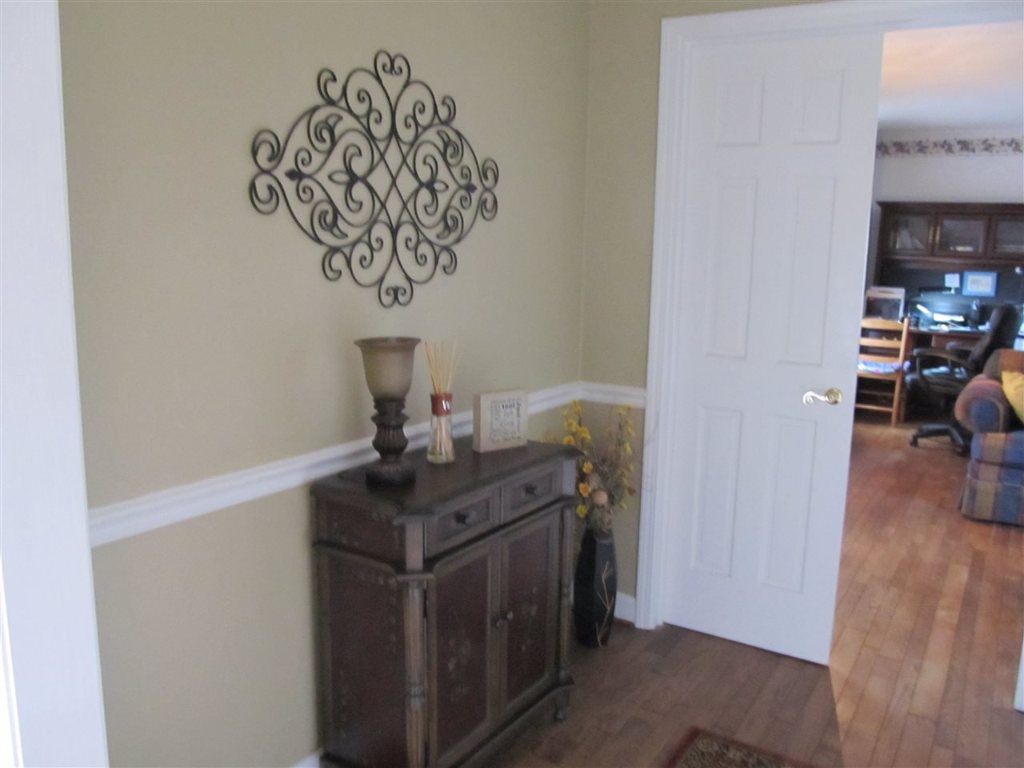 504 Williamsburg Road Anderson, SC 29621 - Photo 2 of 36