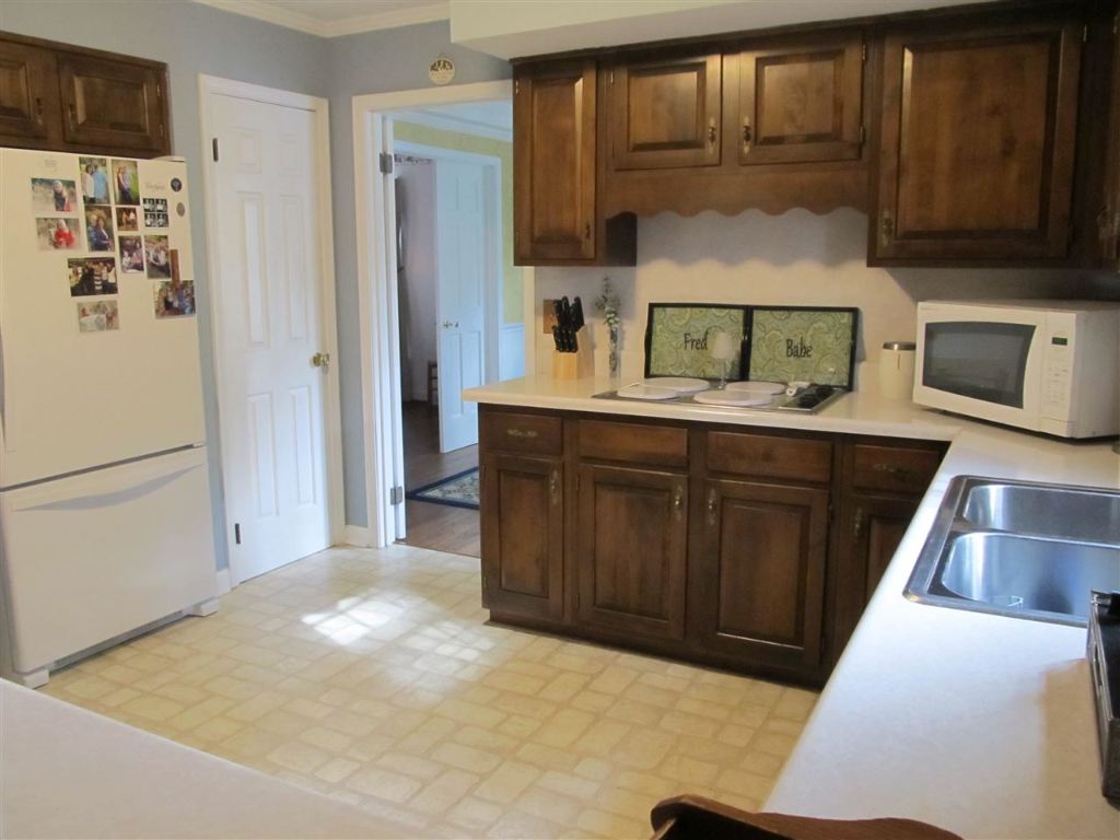 504 Williamsburg Road Anderson, SC 29621 - Photo 8 of 36