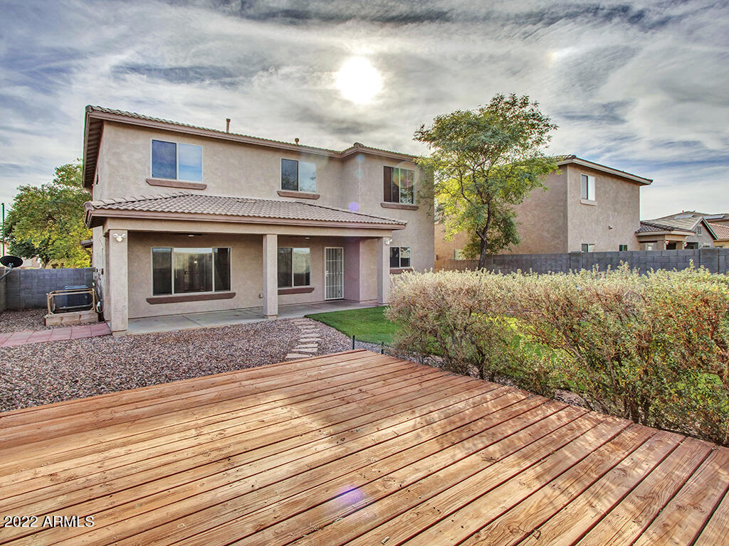 16500 West Rowel Road Surprise, AZ 85387 - Photo 32 of 40 Deck