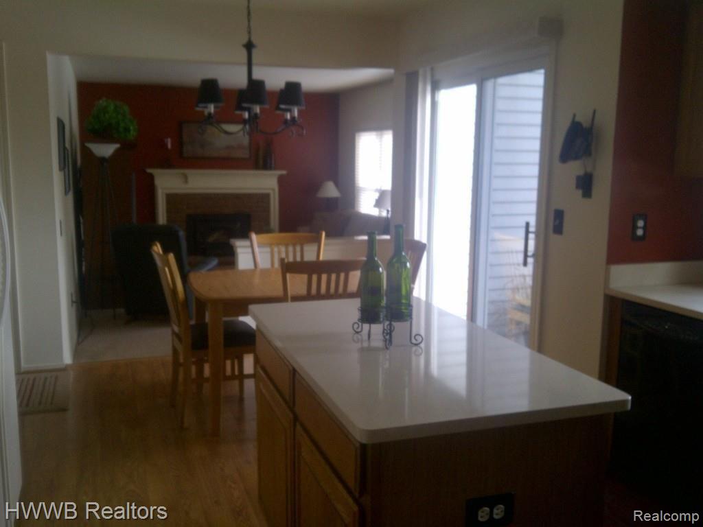 1732 Ridgecrest Rochester, MI 48306 - Photo 12 of 22 Kitchen into Eating/Family Room