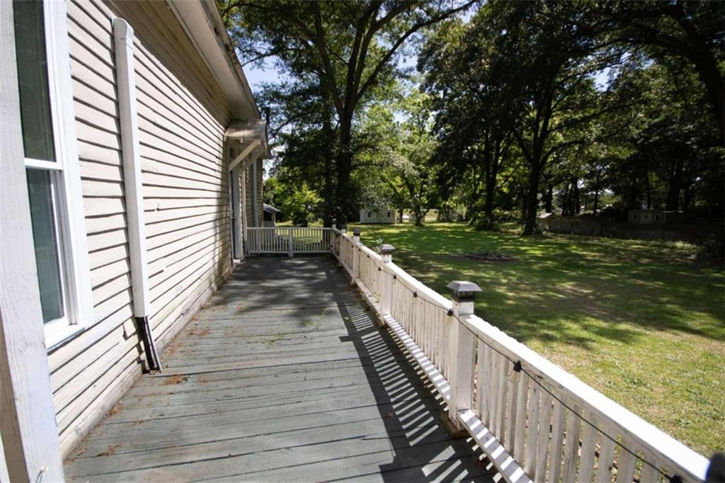285 East Main Street Forsyth, GA 31029 - Photo 7 of 27 a view of balcony and yard
