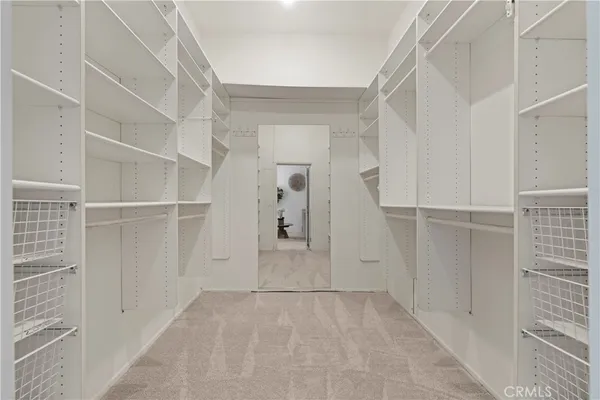 an empty room with closet