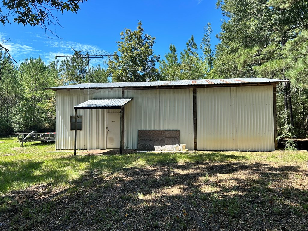 6316 Adams Road Smithdale, MS 39664 - Photo 7 of 28 Photo 7