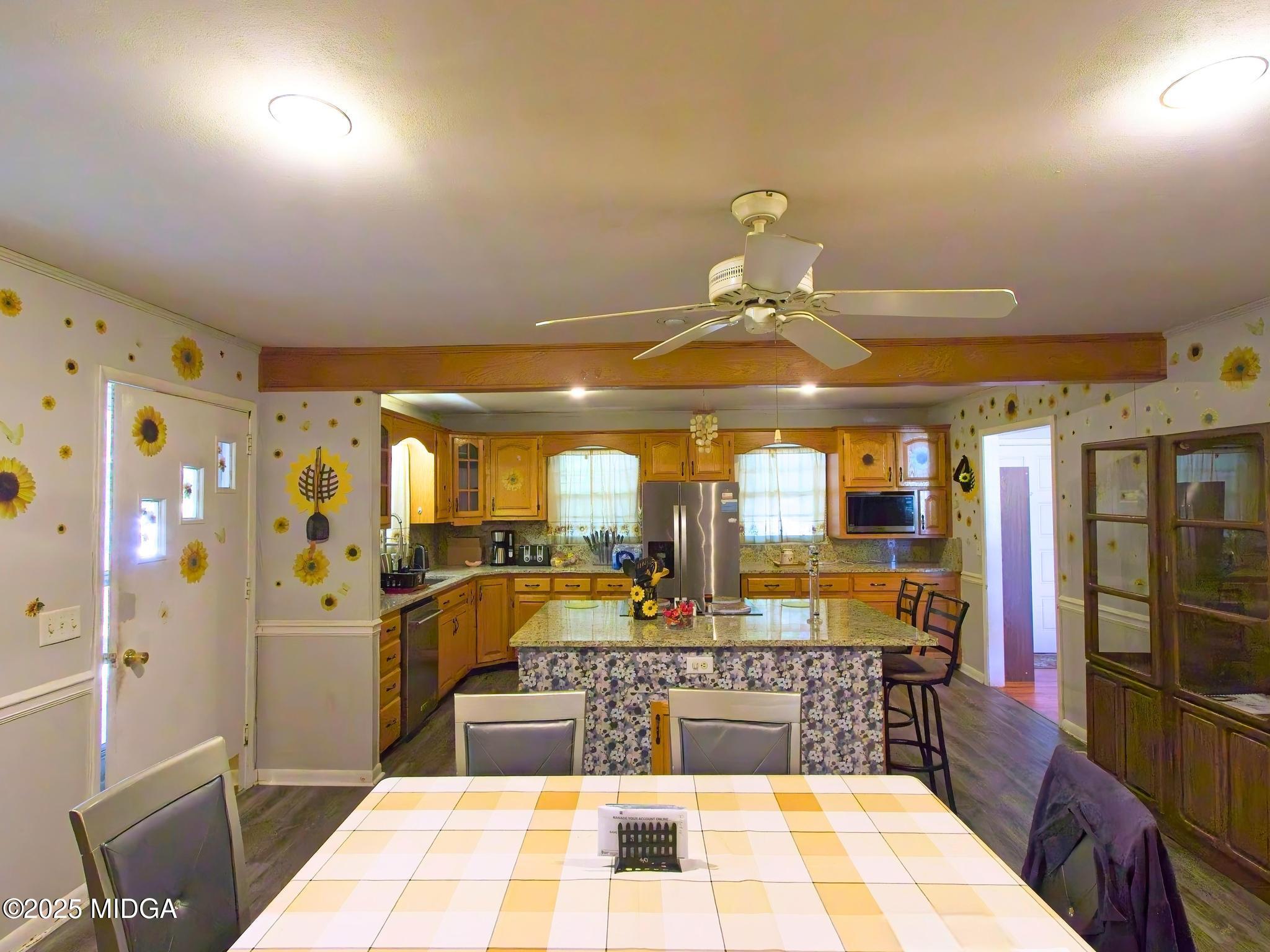 419 Kimberly Road Warner Robins, GA 31088 - Photo 10 of 35 kitchen 2