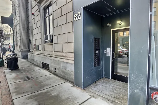 $2,050 | 82 Concord Street, Unit 2C, Framingham, MA 01702