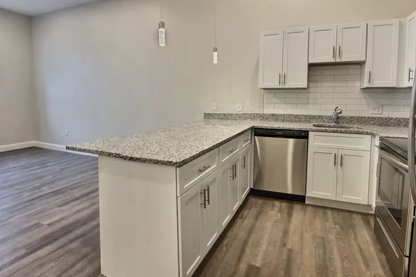 $2,050 | 82 Concord Street, Unit 2C, Framingham, MA 01702