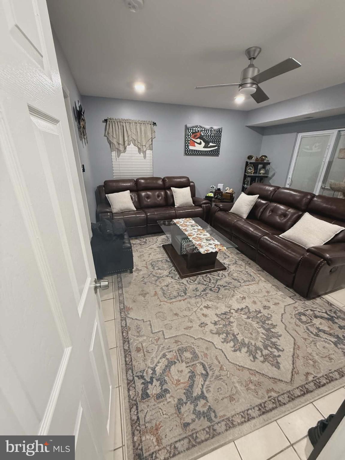 9 Brafferton Way Rosedale, MD 21237 - Photo 22 of 26 a living room with furniture