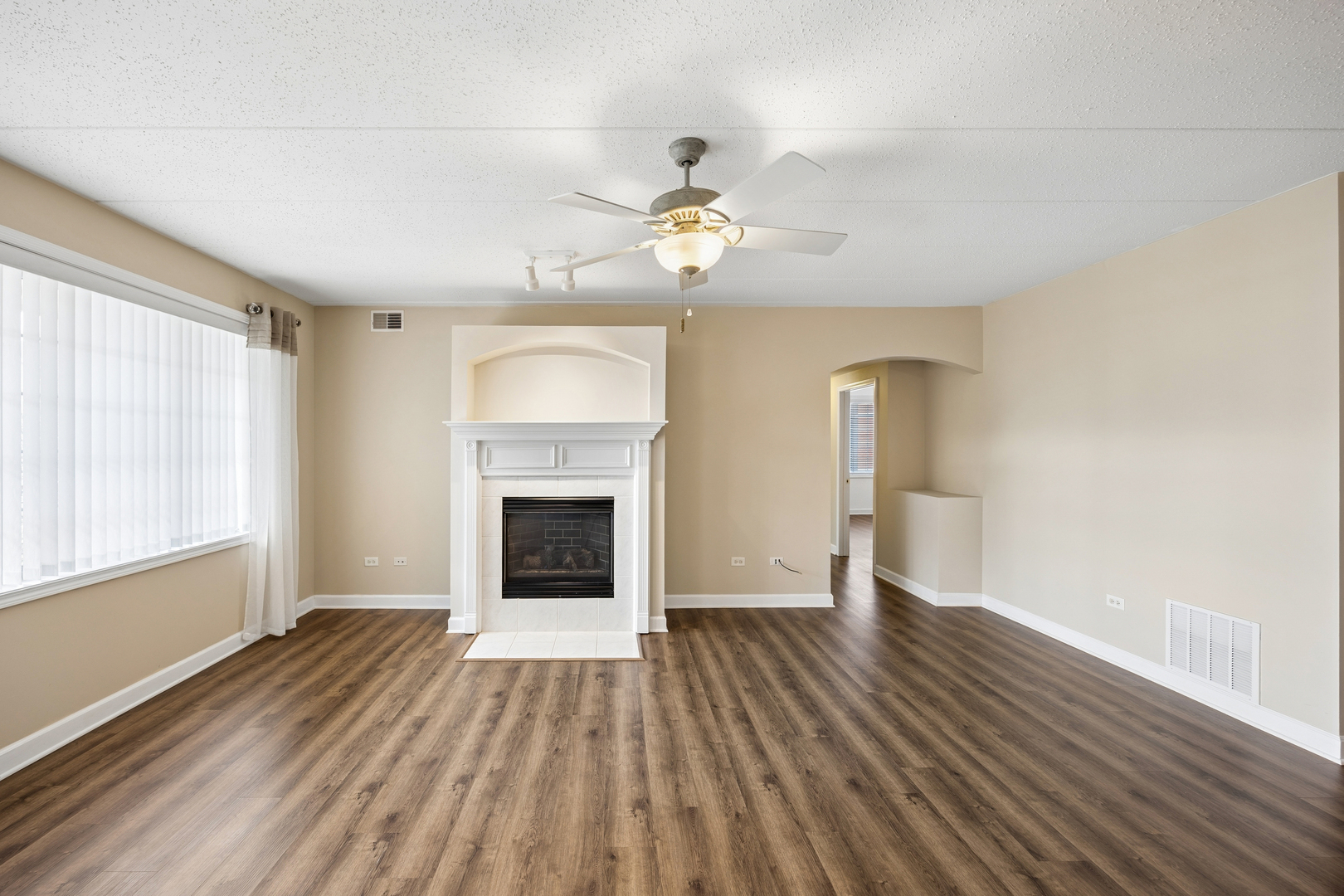 7920 Trinity Circle, Unit 2SW Tinley Park, IL 60487 - Photo 4 of 20