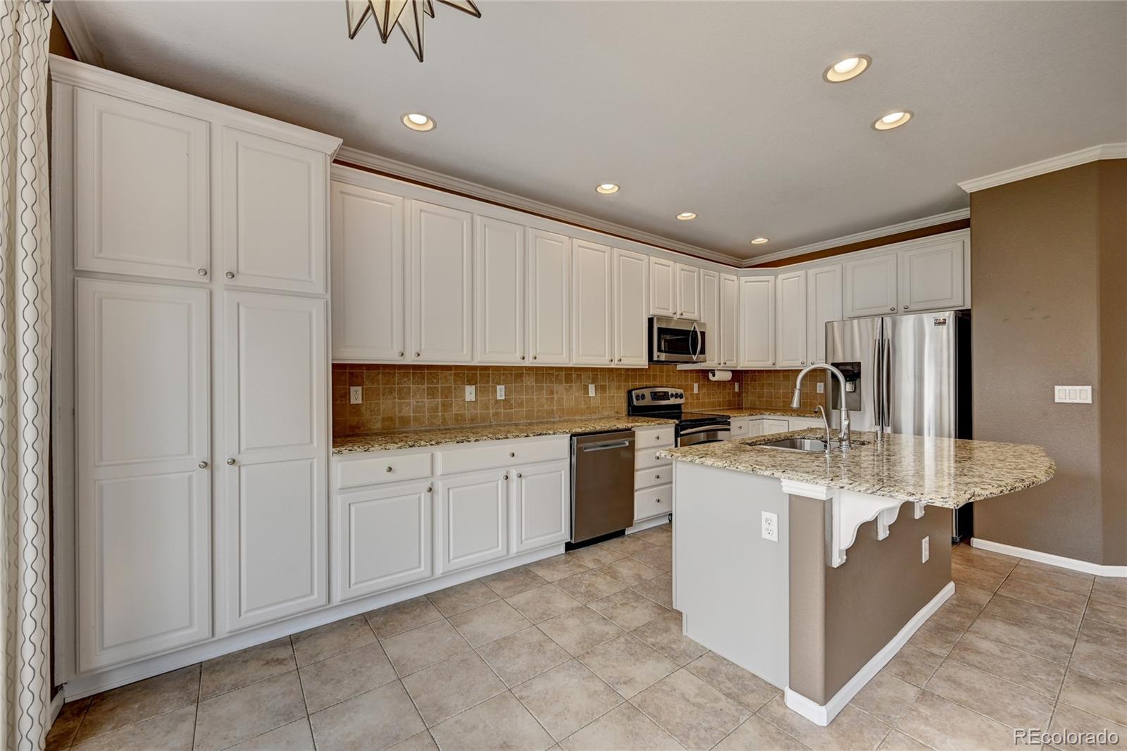 10548 Wagon Highlands Ranch Highlands Ranch, CO 80130 - Photo 14 of 40 Gallery Image 14