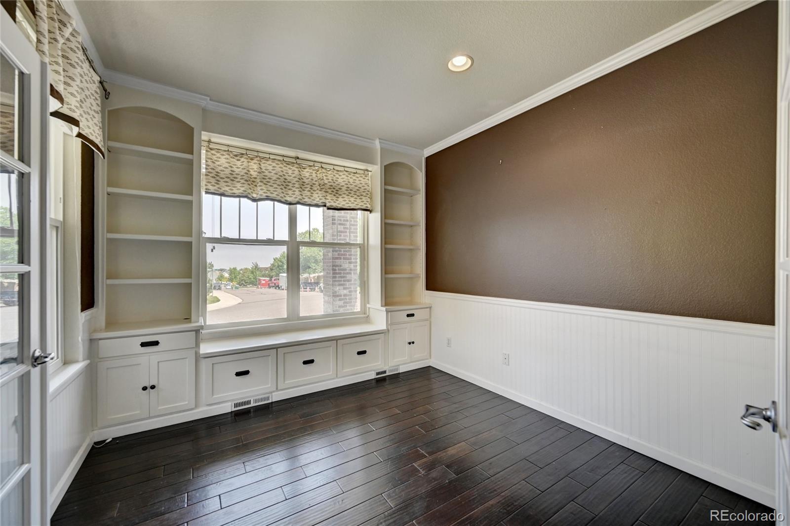 10548 Wagon Highlands Ranch Highlands Ranch, CO 80130 - Photo 6 of 40 Gallery Image 6