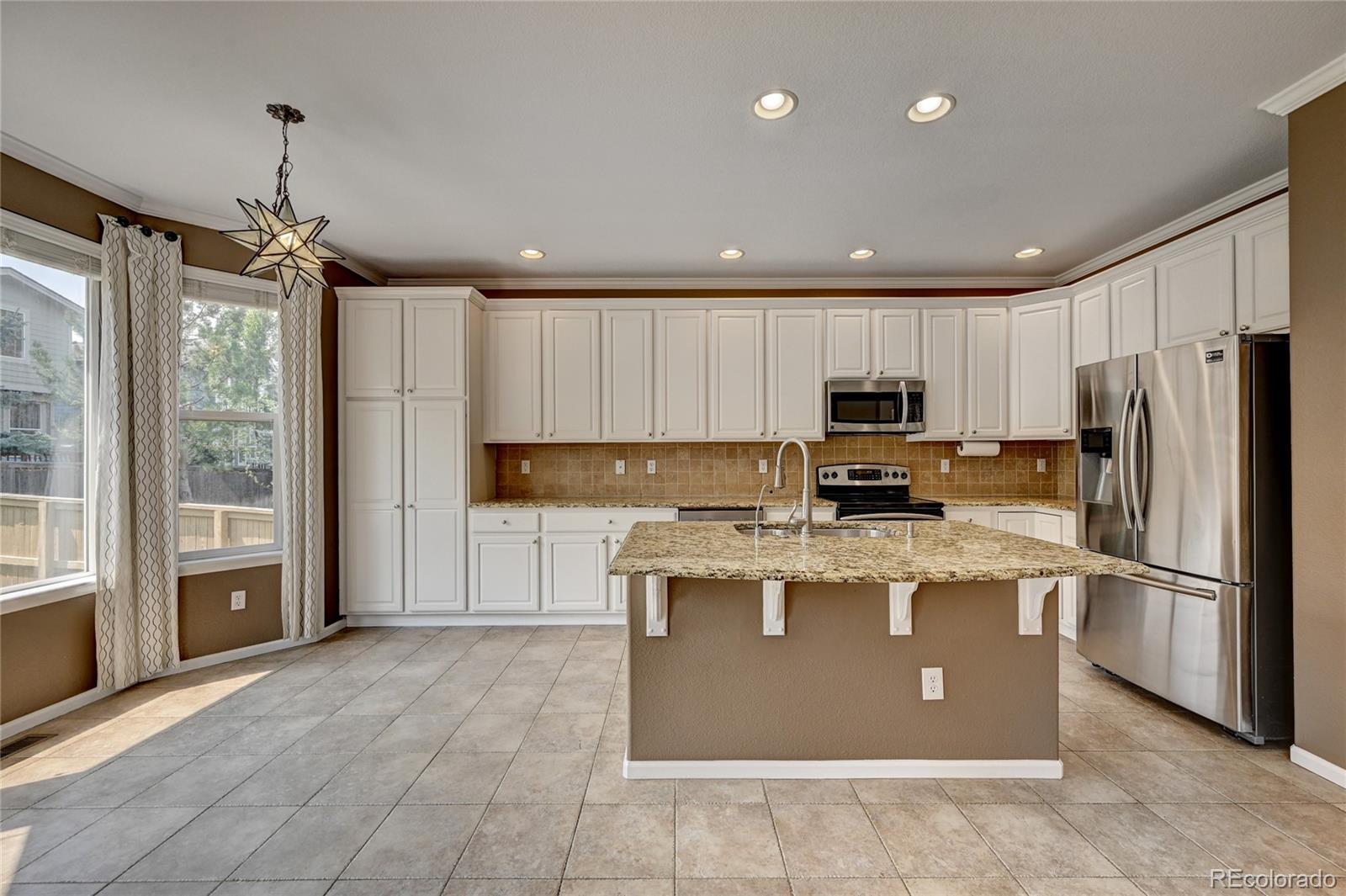 10548 Wagon Highlands Ranch Highlands Ranch, CO 80130 - Photo 10 of 40 Gallery Image 10
